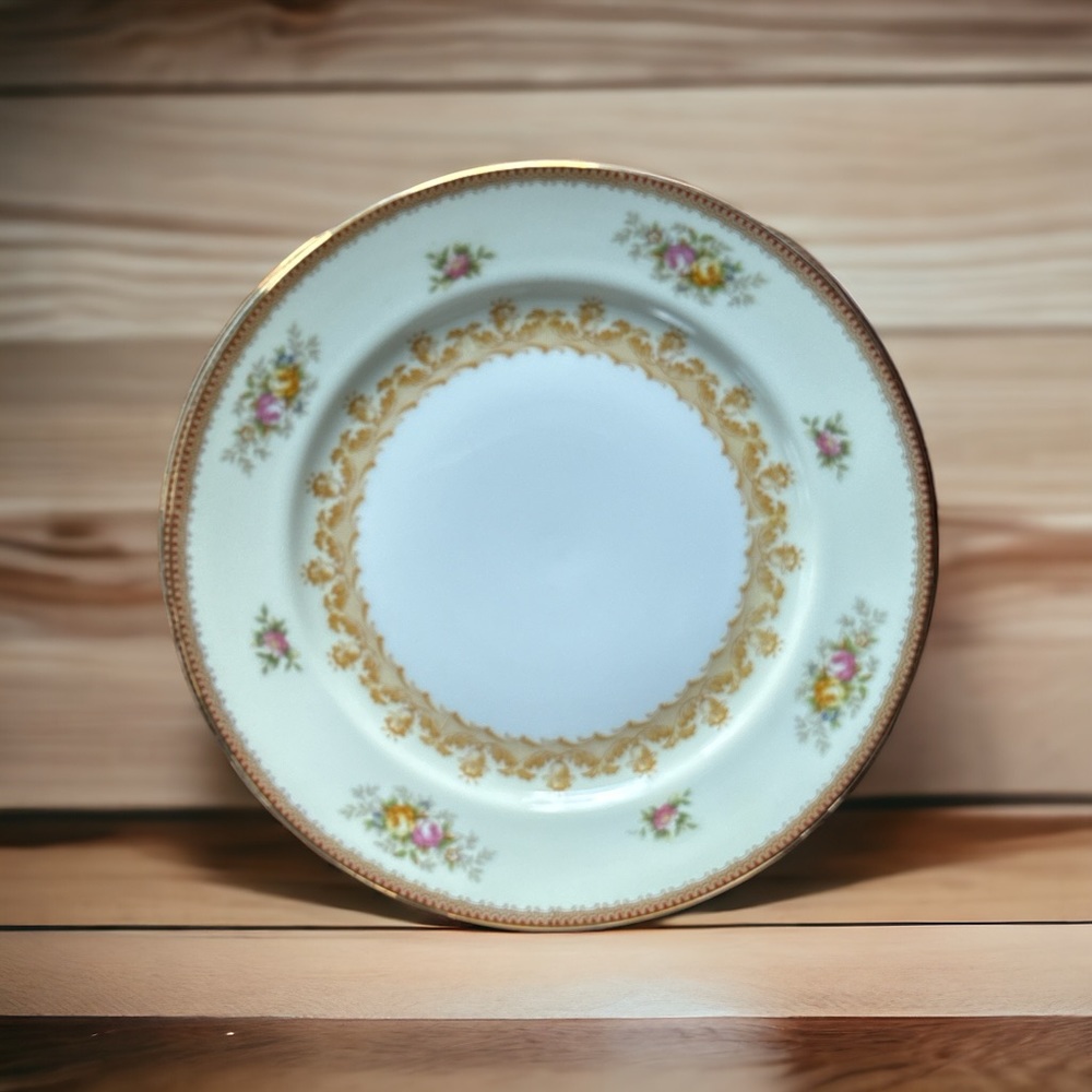 Meito China, Japan, Nassau Bread & Butter, Dessert Plates, Floral /Gold, set 6
